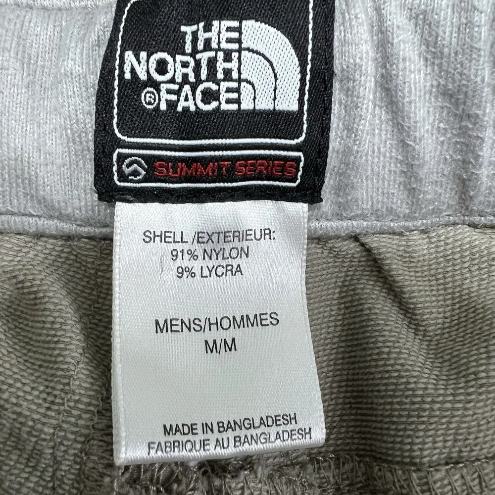 The North Face Men's Medium Summit Series Kahki Shorts Hiking‎ Cargo Fishing
